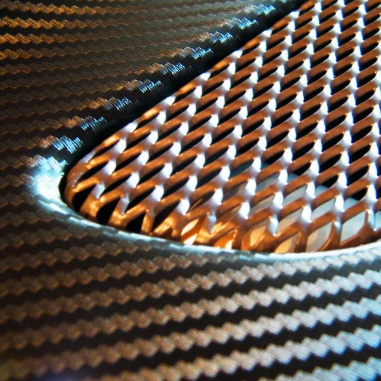 ציפוי ויניל קרבון שחור מטר 1 - Kpmf – תמונה 2